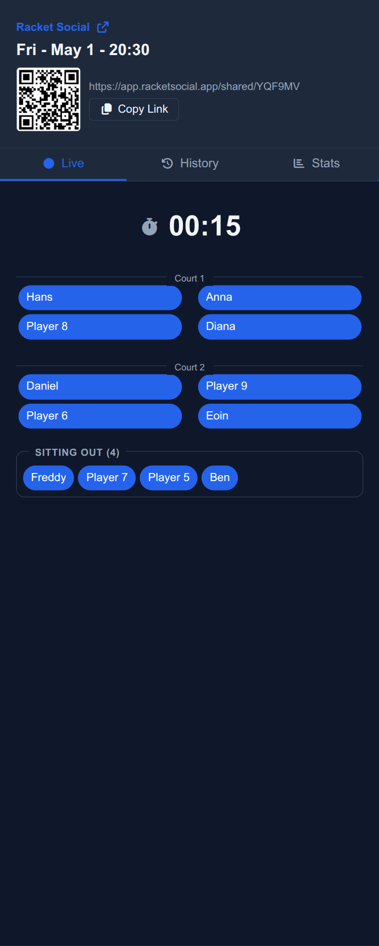 Public shared session viewer with QR code, current courts, sit-out queue, and a live round timer — accessible without an account